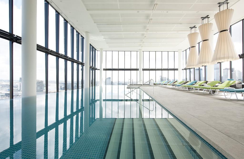 Crown Metropol Melbourne Hotel Facilități foto The Sky Pool